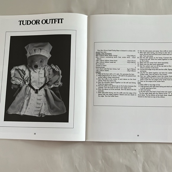 NWT Dressing the Historical Teddy Bear Costume Pattern BOOK King Charles Tudor - Picture 9 of 17